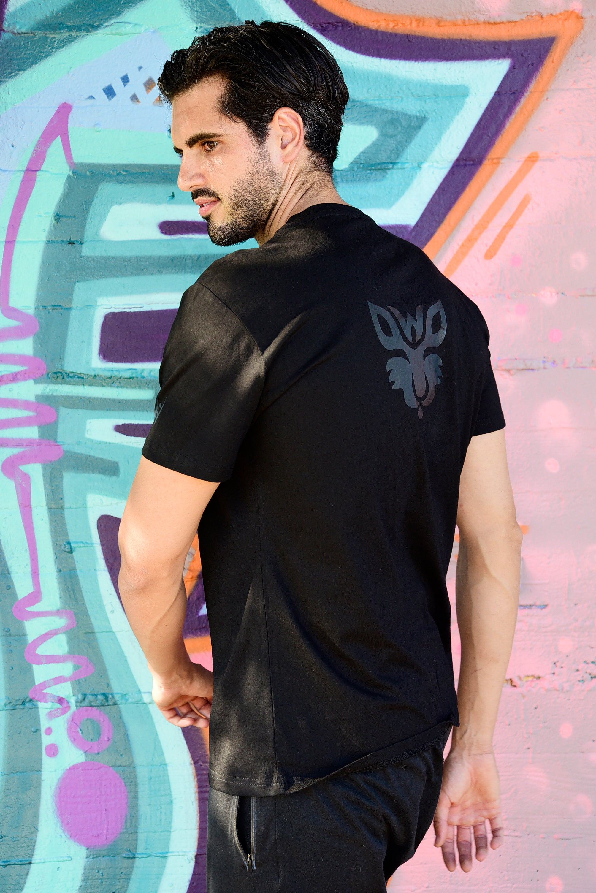 Round V-Neck T-Shirt - Black