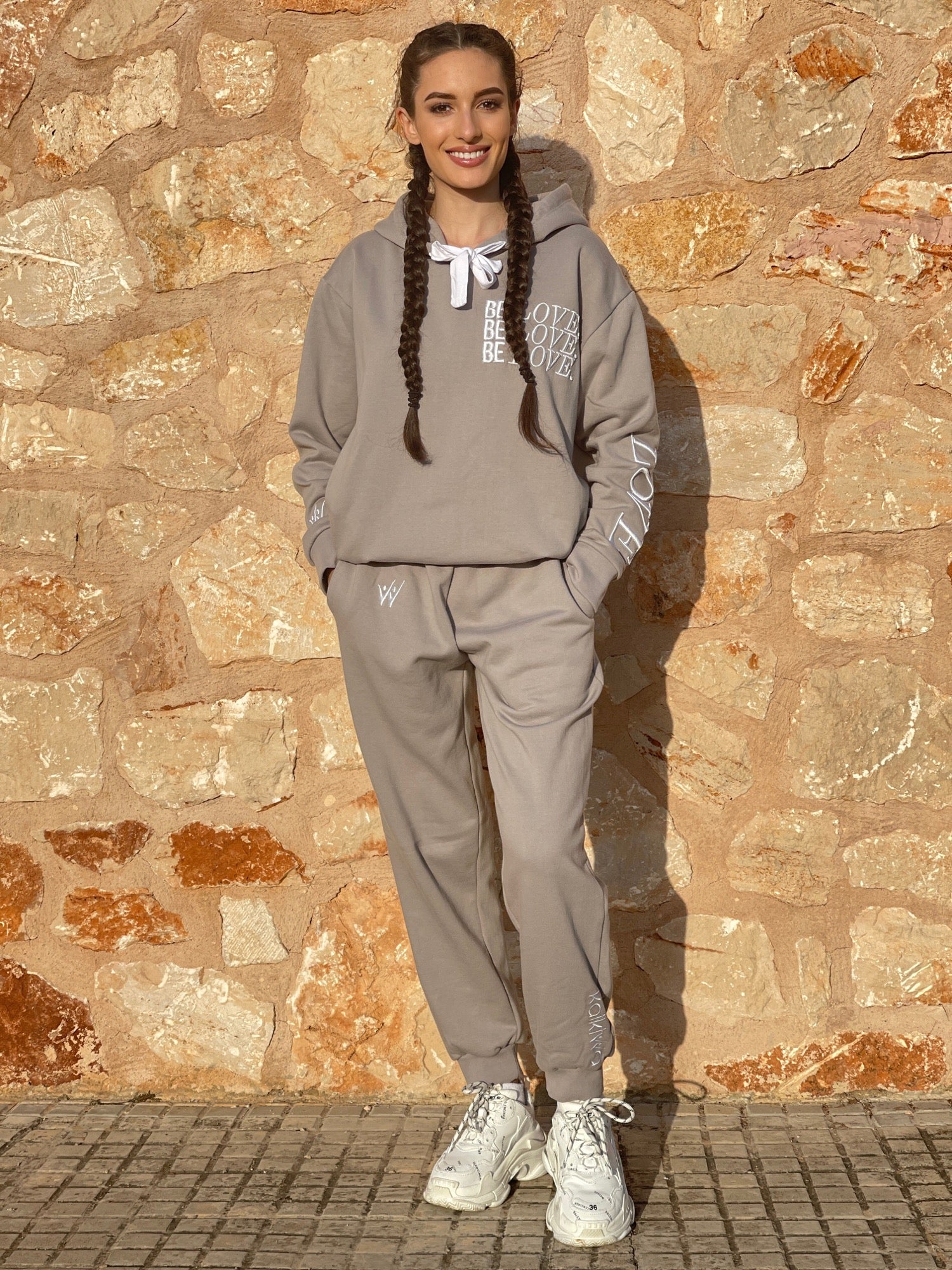 Inspiration Gold - Jogger Suit